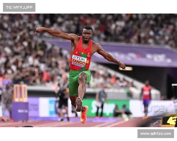 布隆迪男子田径选手勇夺非洲锦标赛冠军 创下历史新纪录