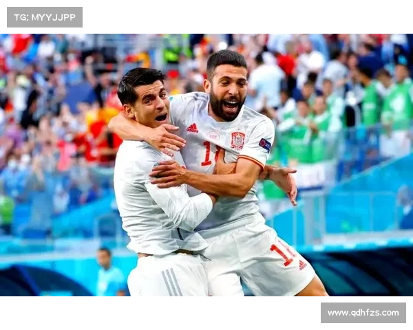 意大利在2008年欧洲杯小组赛中与罗马尼亚握手言和错失晋级主动权